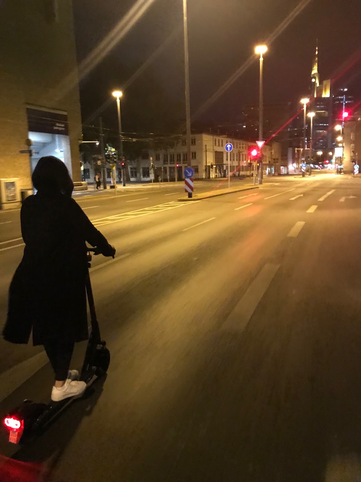 Food Hot Spots In Frankfurt Golden Shimmer Mode Und Lifestyle