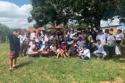 CPAC e alunos de escola municipal de Frei Paulo realizaram o plantio de mudas no povoado Serra Redonda CPAC e alunos de escola municipal de Frei Paulo realizaram o plantio de mudas no povoado Serra Redonda