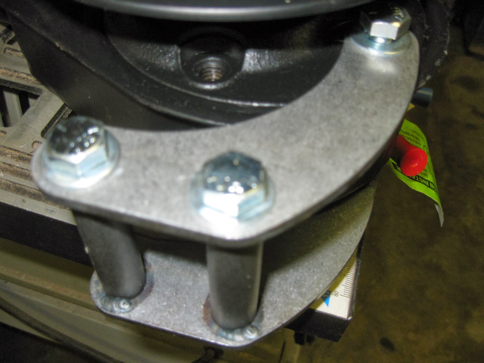 CHEVY C10 POWER STEERING PUMP & BRACKET