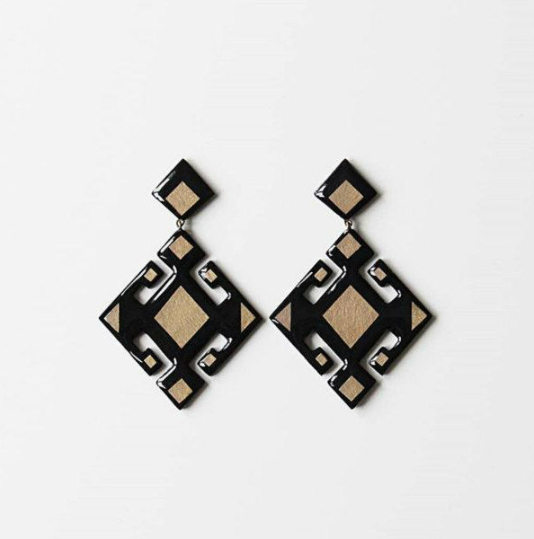 Six Fine Art Jewelry Designers Who Work with Paper