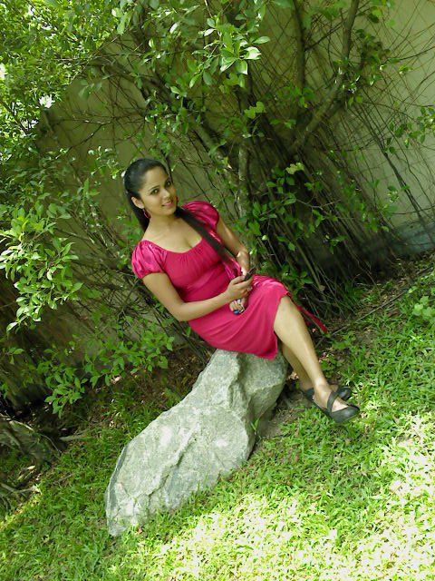 Nethu-Priyangika_1.jpg