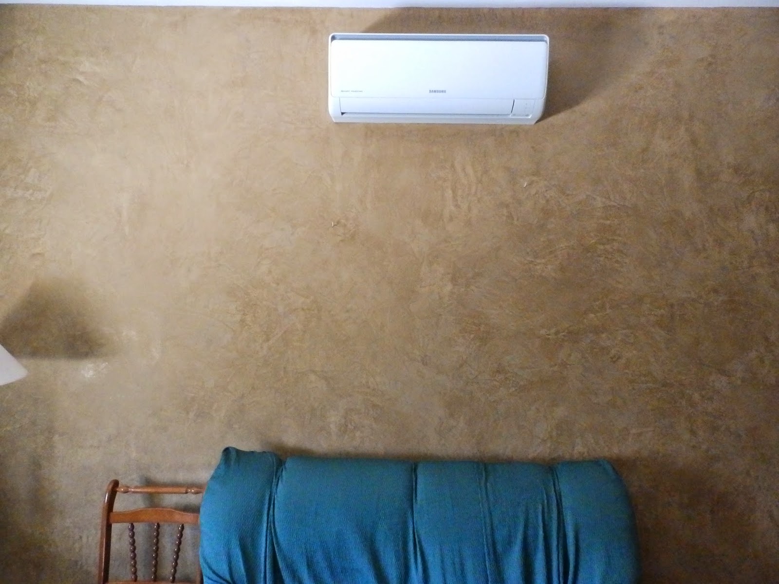 ENCALARTE, APLICACIONES DECORATIVAS: Estuco a la cal color sombra en