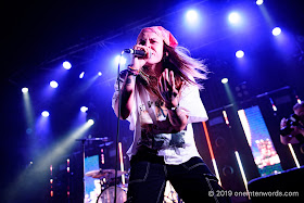 Lauren Sanderson at The Opera House on July 20, 2019 Photo by John Ordean at One In Ten Words oneintenwords.com toronto indie alternative live music blog concert photography pictures photos nikon d750 camera yyz photographer