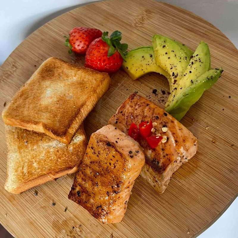 du uyen 6 1634624126 78 width2048height2048