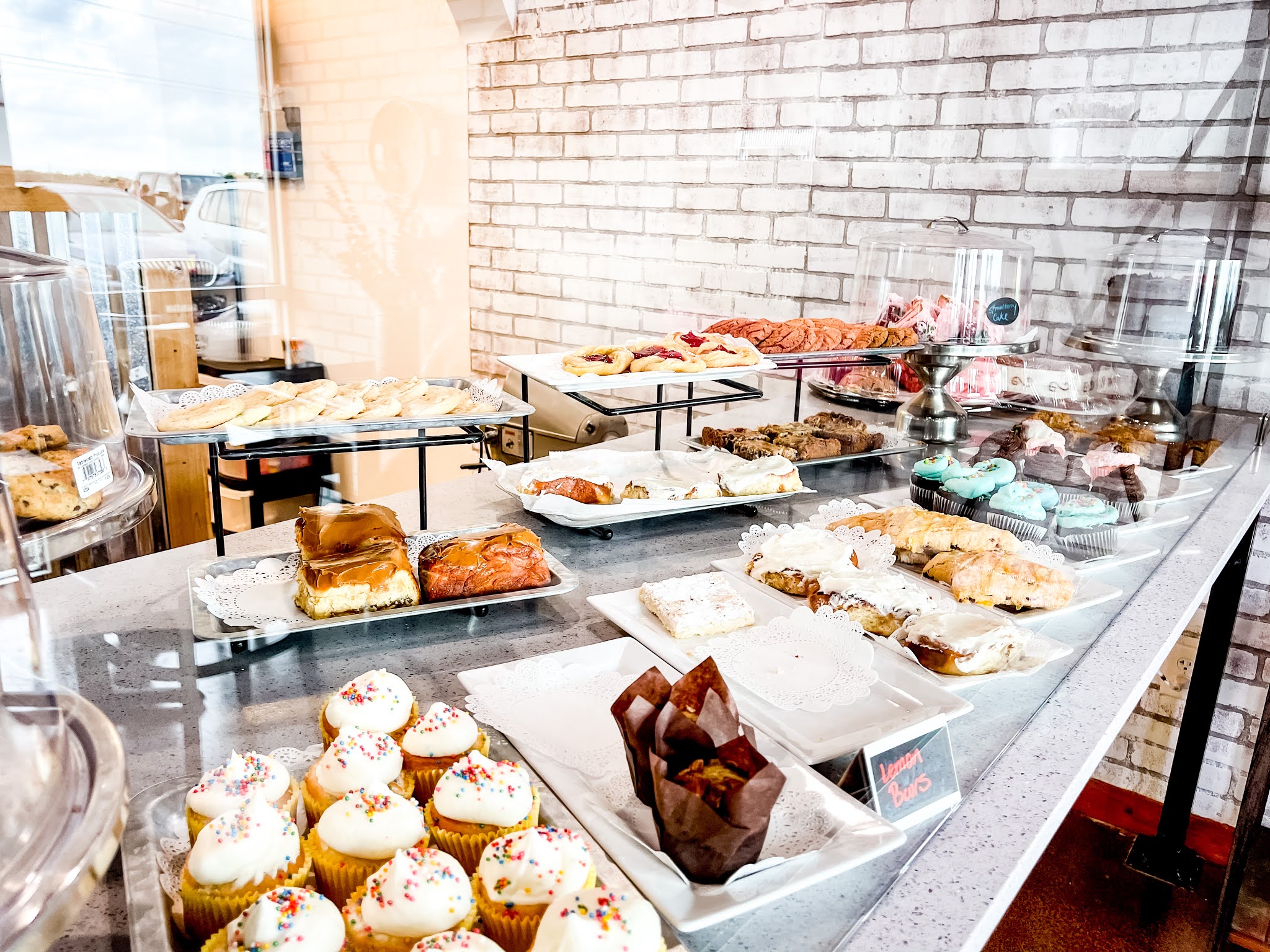 {Celebrity Bakery // Waxahachie, TX} HALL AROUND TEXAS