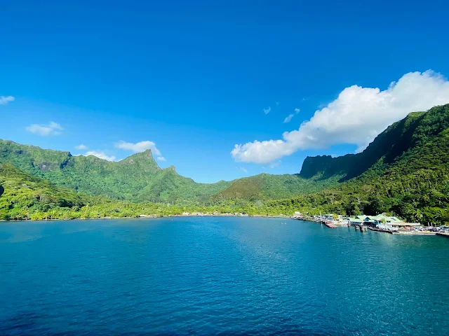 The Best Way To Take A Ferry From Tahiti To Moorea