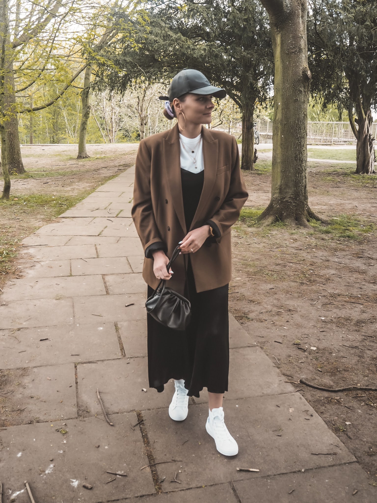 Slip dress & blazer czyli bieliźniana sukienka na wiosnę Other Than Pink