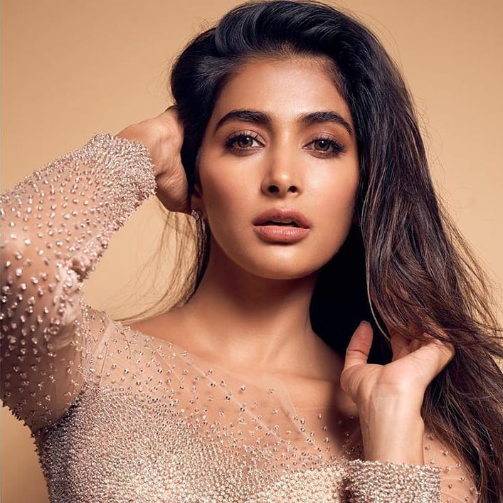 Pooja Hegde hot navel photos | Indian Filmy Actress