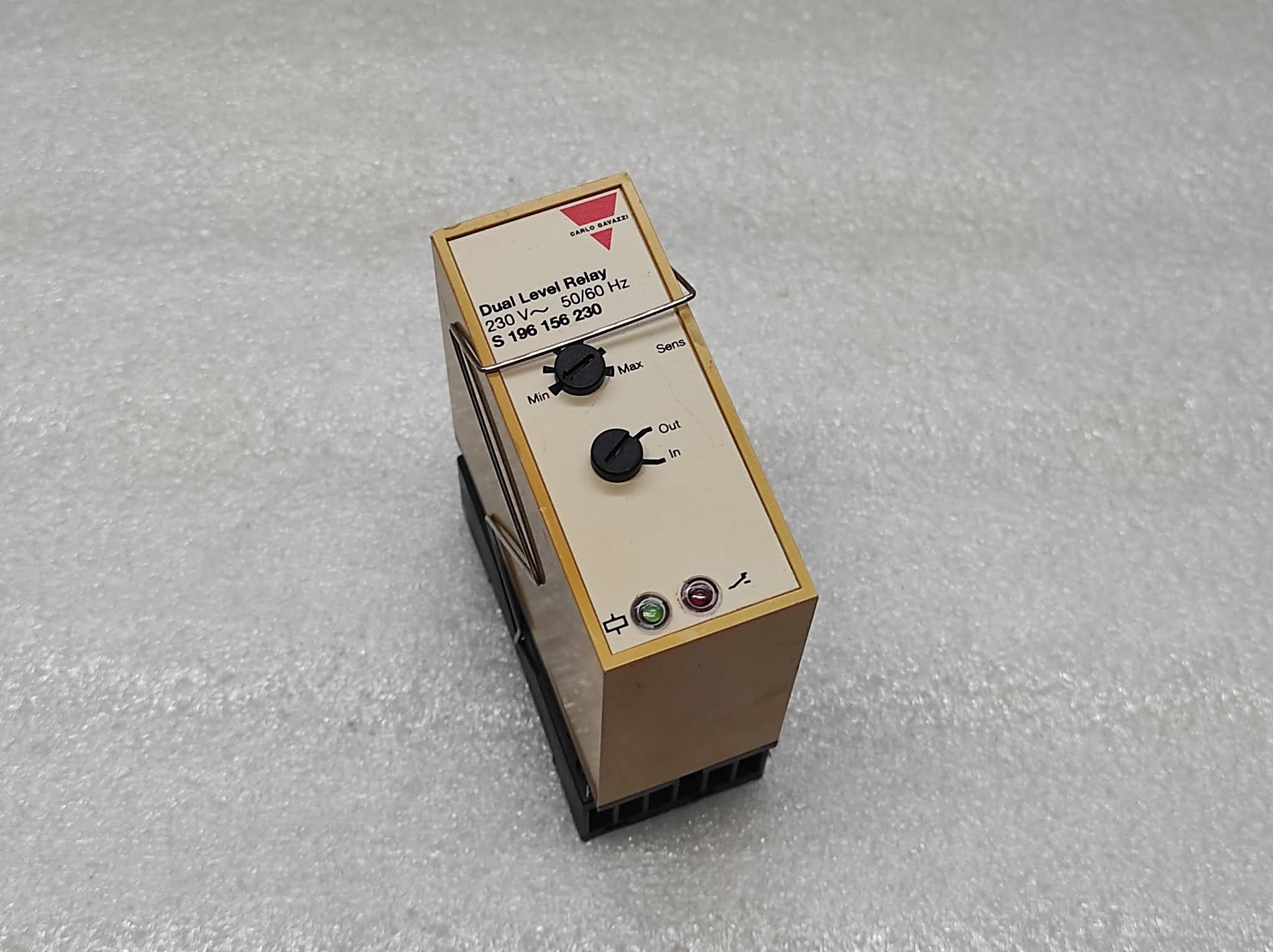 CARLO GAVAZZI S 196 156 230 DUAL LEVEL RELAY 230V S196156230