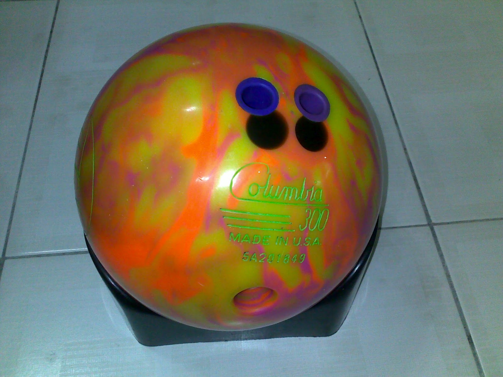 KEDAI BOWLING ONLINE COLUMBIA WD BOWLING BALL 11 LBS