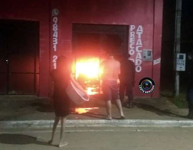 Loja de motopeças é destruída por incêndio no interior de RO