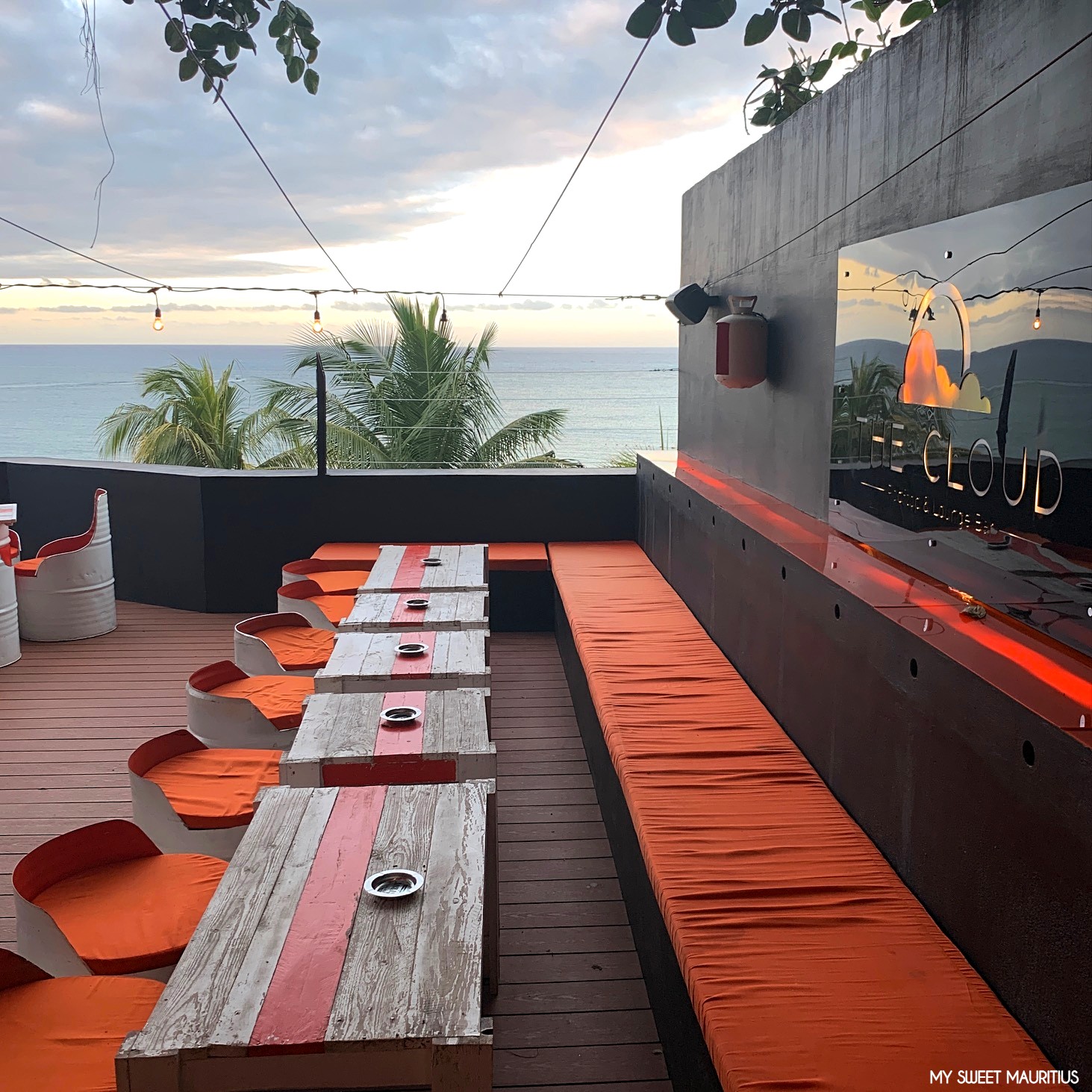 My Sweet Mauritius 🌴🇲🇺🌴 THE CLOUD LE ROOFTOP DE FOLIE