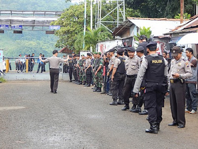 Indonesian police officers