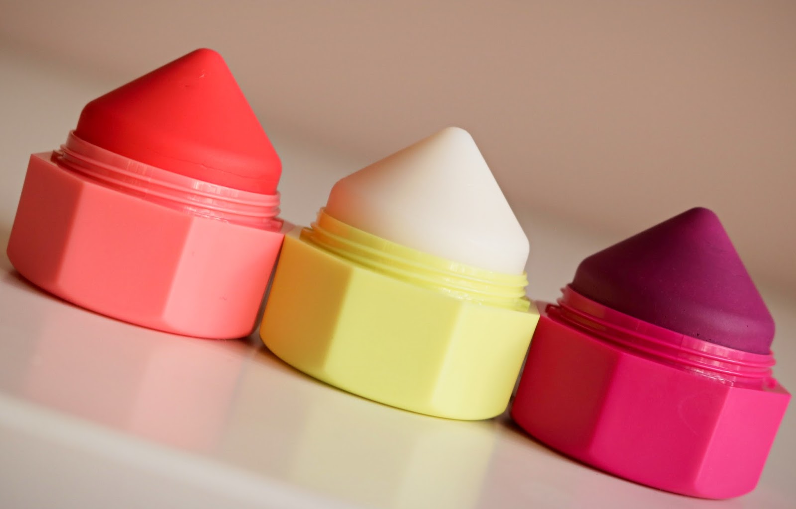 The Body Shop Lip Juicers I Am Fabulicious