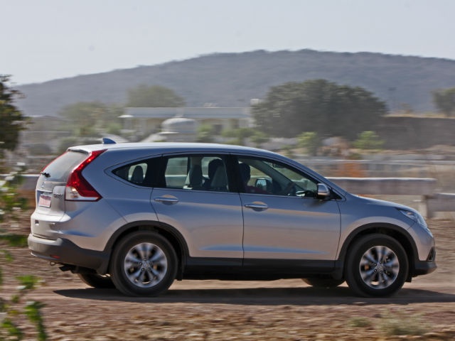 Automobile Trendz: 4th Generation Honda CR-V Launched in India