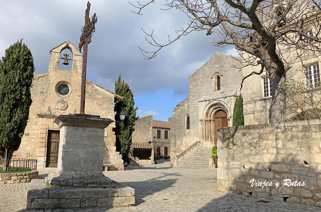 Iglesia de San Vicente y Capilla de los Penitentes blancos de les Baux de Provence