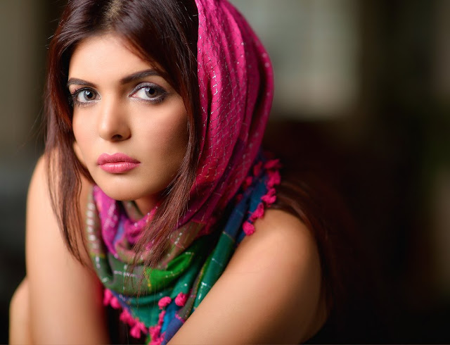 Punjabi Actress Wallpapers HD Photos Desktop Download ...