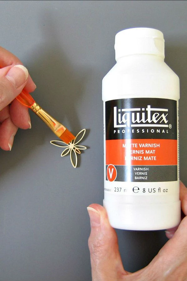 quilling fixative