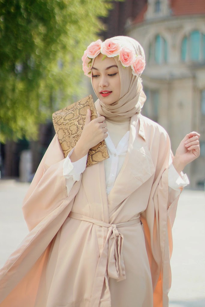 Galeri Foto Nada, Cewek Hijab Modis dan Fashionable Ala 