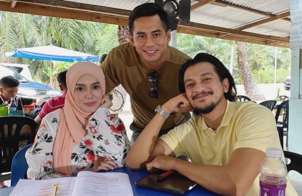 Novel nyawa sinopsis rindu awak separuh Rindu Awak