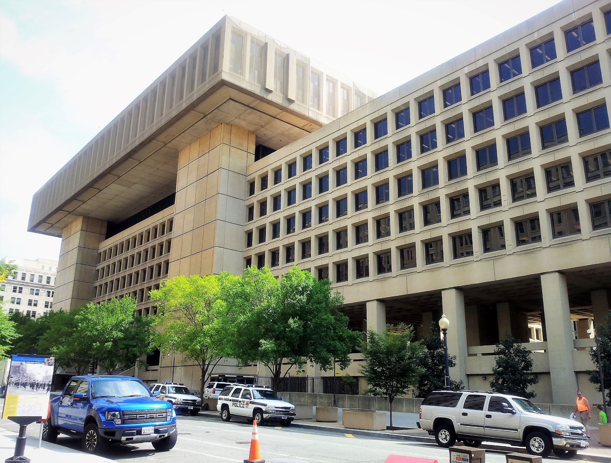 visit fbi dc