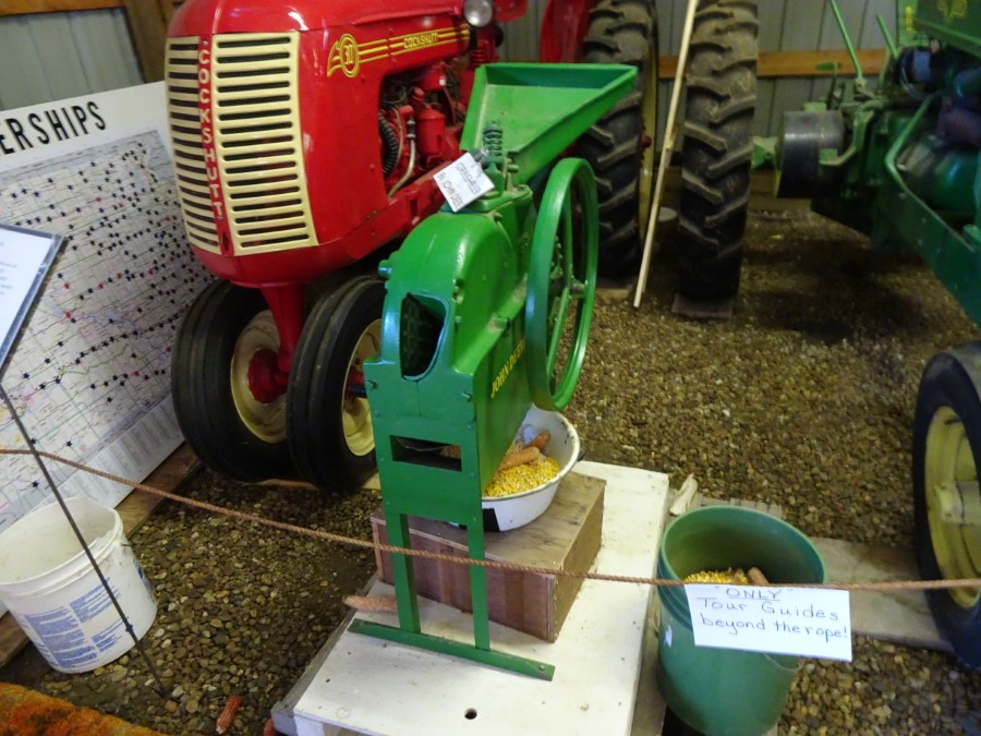 Walkabout With Wheels Blog South Dakota Tractor Museum Non Motorized