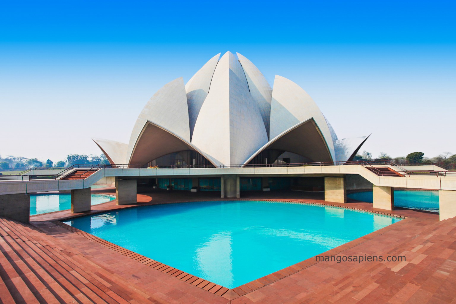 Interesting facts about the Lotus Temple
