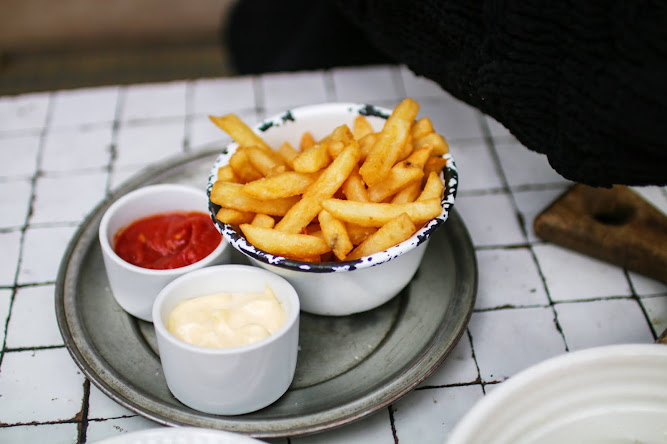 Hot Chips with Tomato and Aoili Sauce The Potting Shed