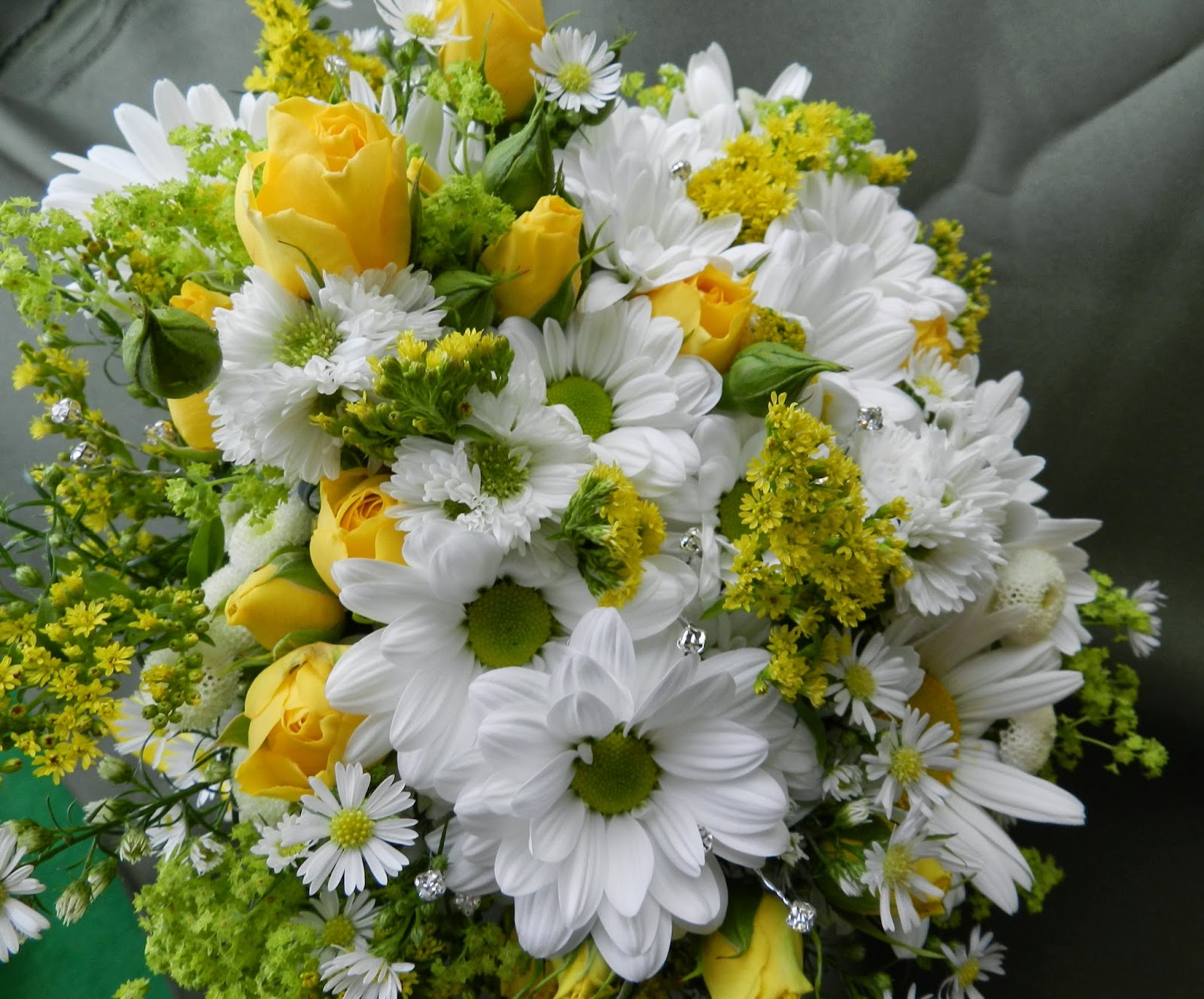 Sandra's Flower Studio. Daisy bouquets and buttonholes