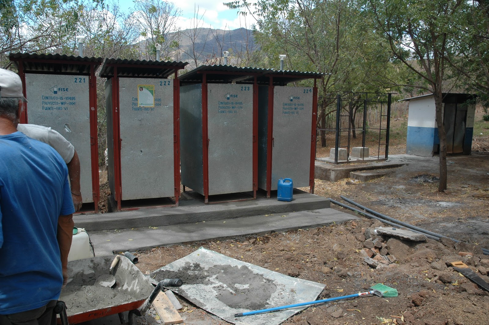 El Porvenir in Nicaragua Why Double Pit Latrines? Continual Improvement