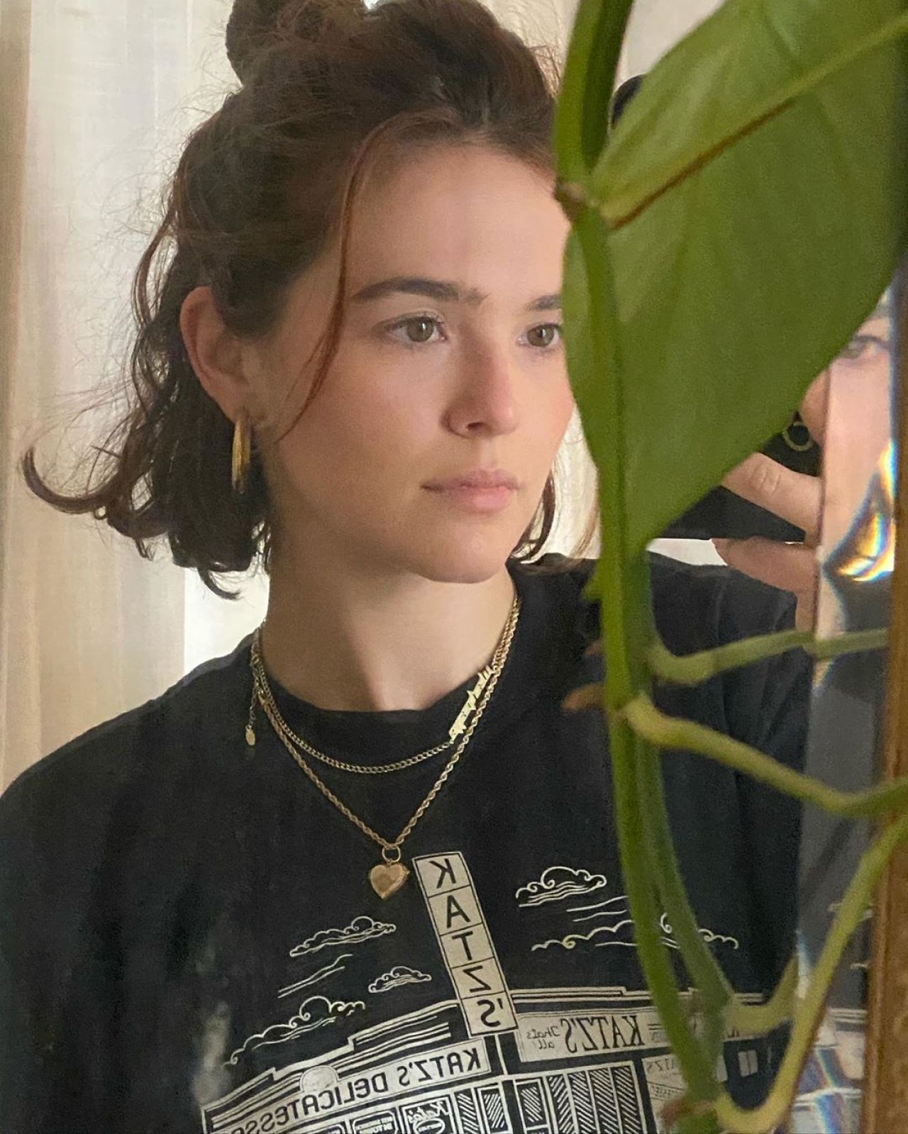 zoey deutch social media photos 0 0 sunday october 4 2020 edit this post