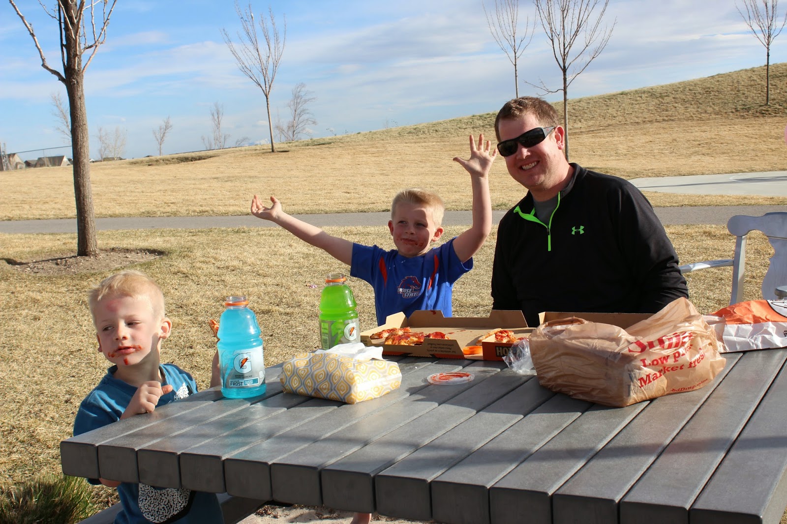 Suzi Homemaker Pizza Picnic