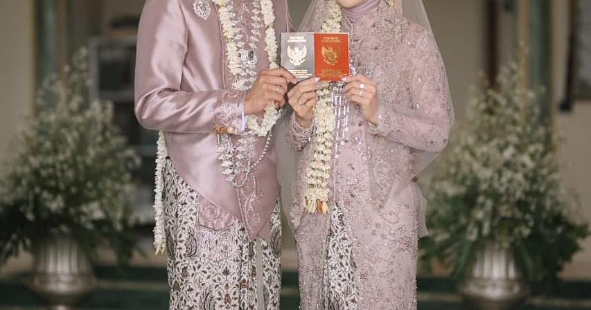 gaun untuk akad nikah 