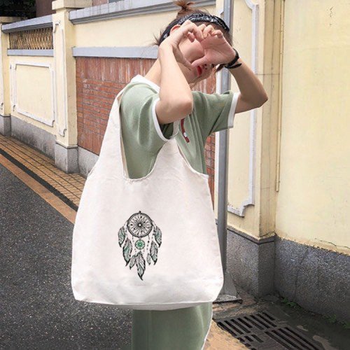 Tote In Dreamcatcher Cao cấp