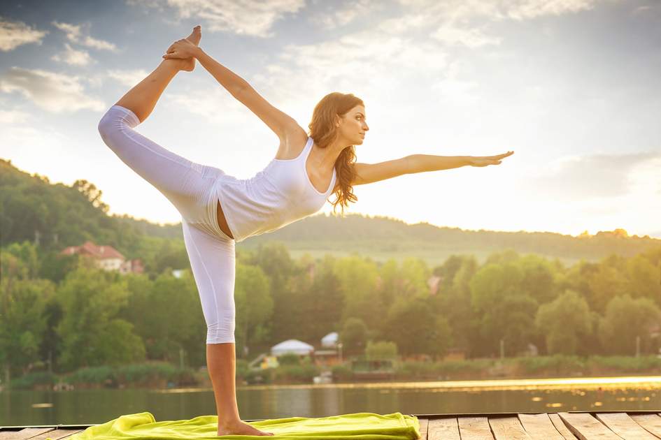 HOW TO START YOGA AT HOME FOR BEGINNERS YOGA AT HOME FOR BEGINNERS how-to-start-yoga-at-home-for-beginners-yoga-at-home-for-beginners