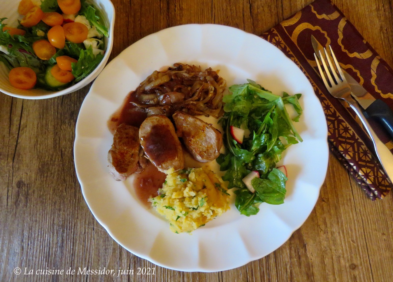 La cuisine de Messidor Filet de porc, sauce aux oignons et au porto
