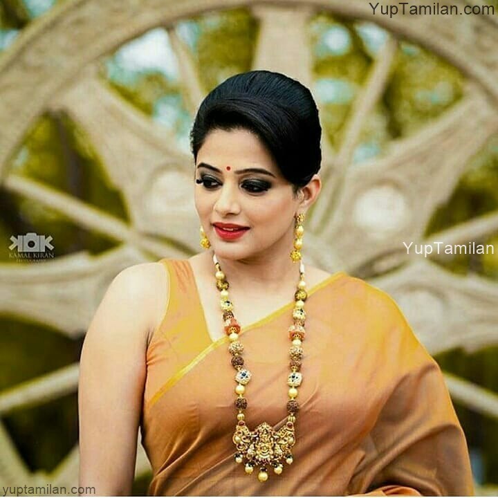 [Image: Priyamani%2BHD%2Bsaree%2Bstills%2B%25282%2529.jpg]