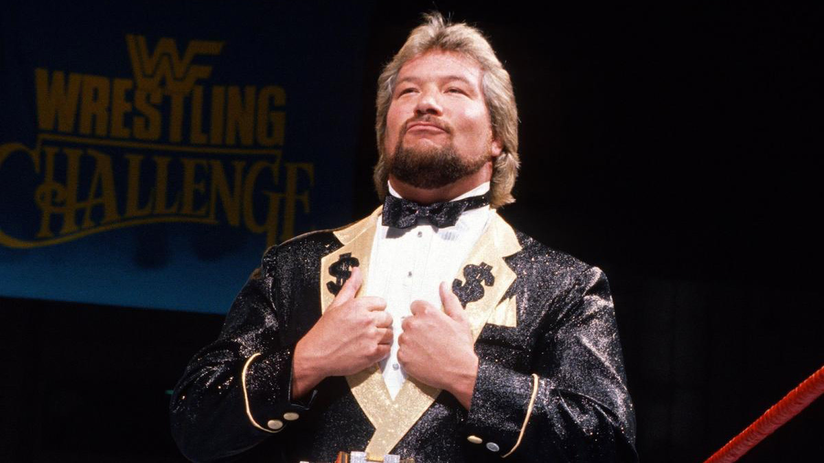 Ted DiBiase faz aparição no WWE NXT