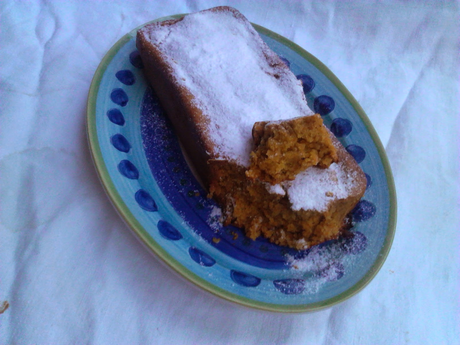 plumcake senza uova con carote e pistacchi 