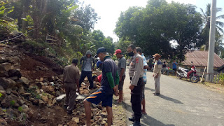 Bhabikatibmas Bulu Tellue  Kerja bakti bersama Masyarakat