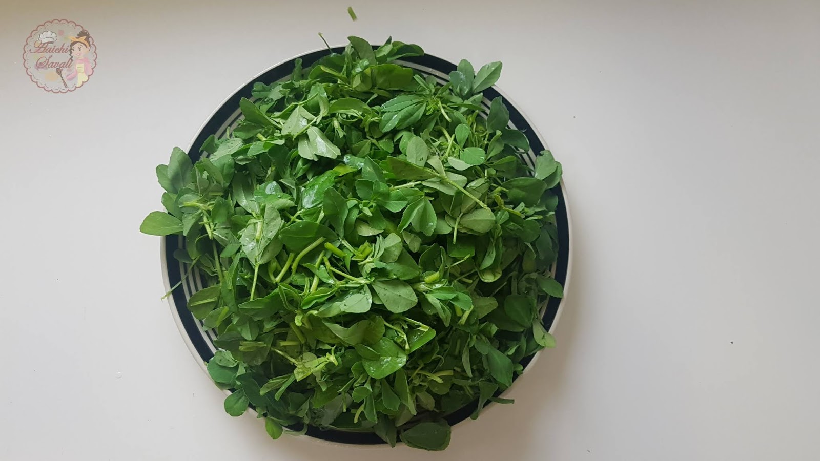 मेथीची भाजी / Fenugreek Leaves and Garlic Stir Fry Aaichi Savali