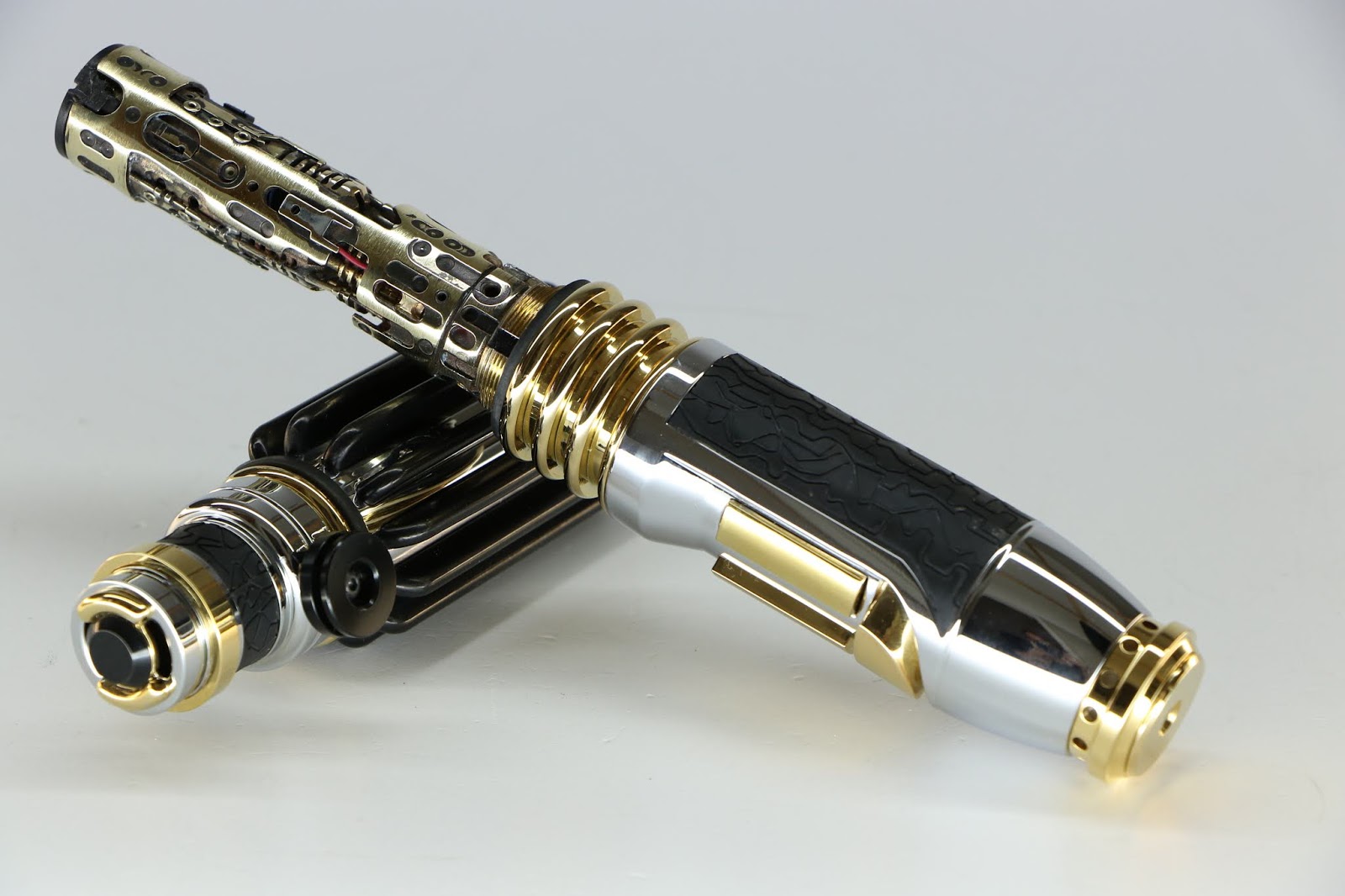 ROLIGHTSABERS MASTER WINDU Lightsaber