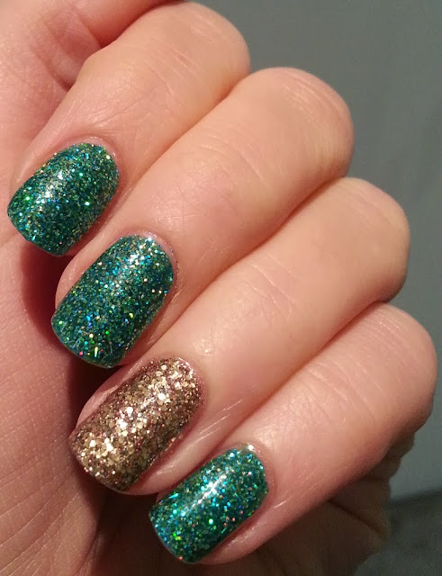 Pie's Eyes & Other Sparkly Stories...: Green & Gold Glitter