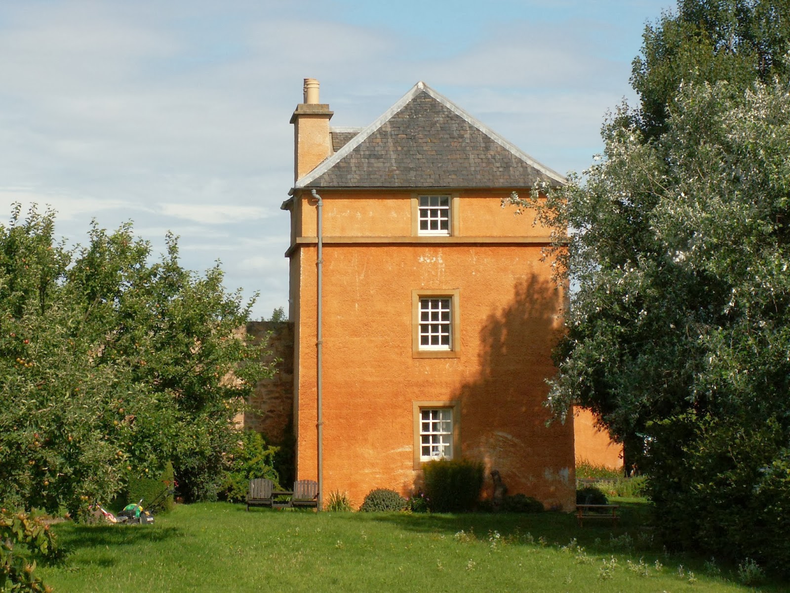 CUBO ET EXCUBO Bankton House