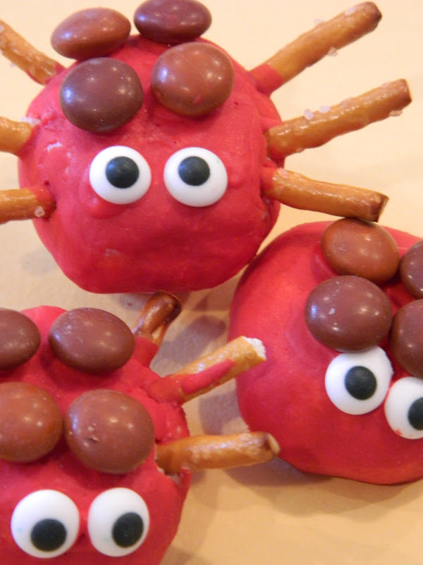 What Happens at Grandma's Sugar Bugs!