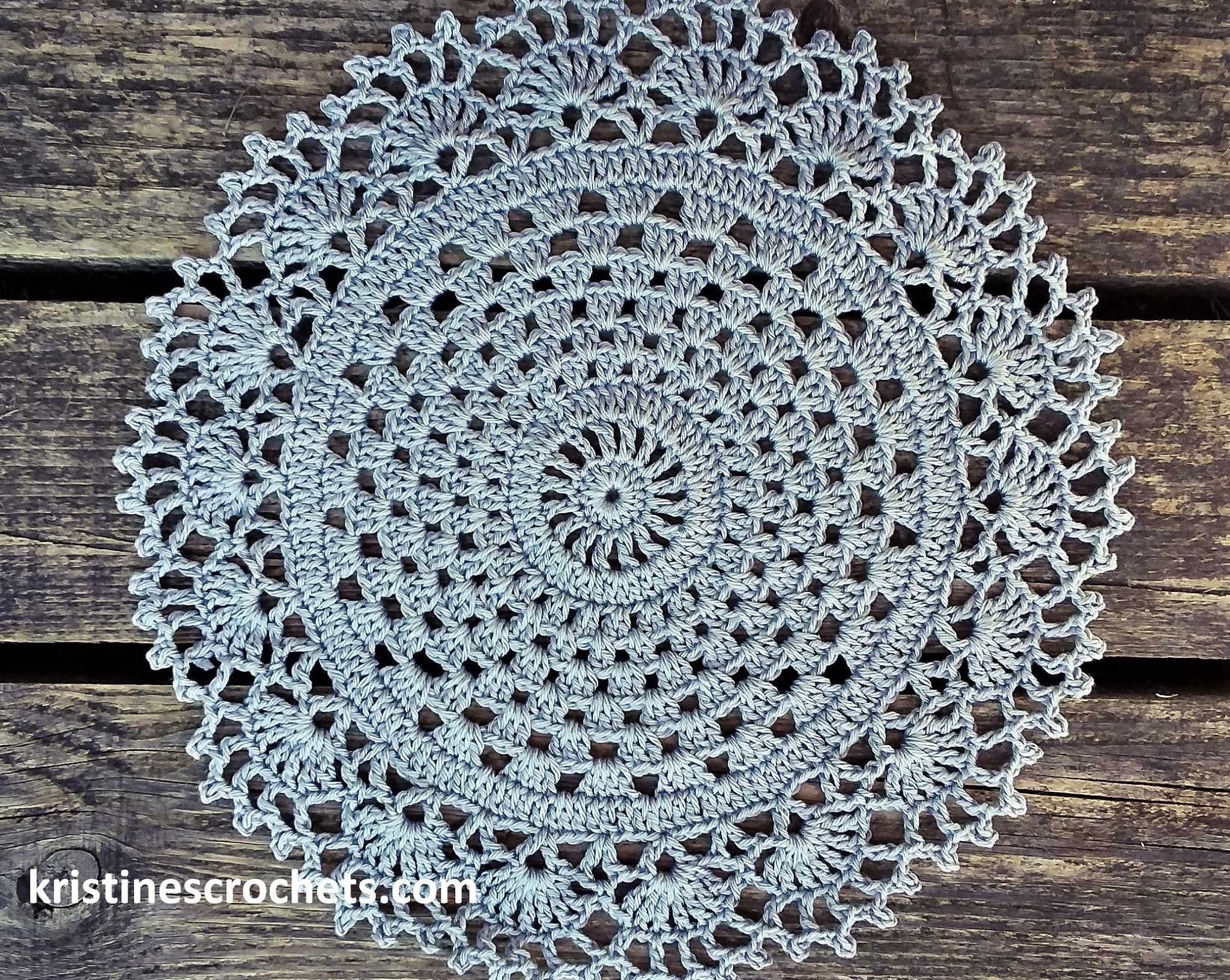 KristinesCrochets Silver Frost Doily Placemat Free Crochet Pattern
