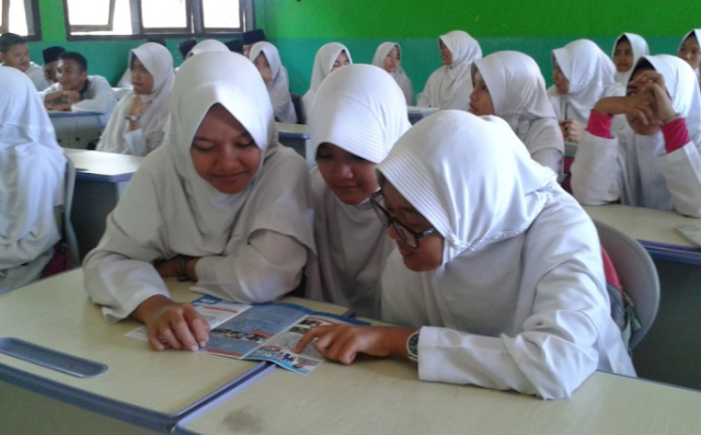 Teks Teks