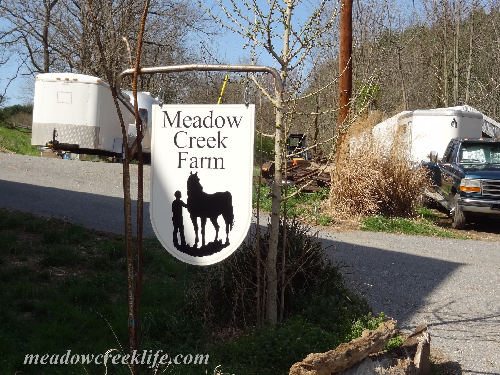 Meadow Creek Farm A new sign for Meadow Creek Farm Part 2