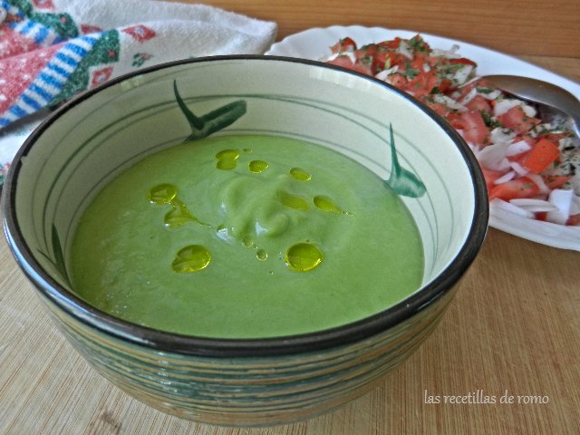 Gazpacho de aguacate y pepino