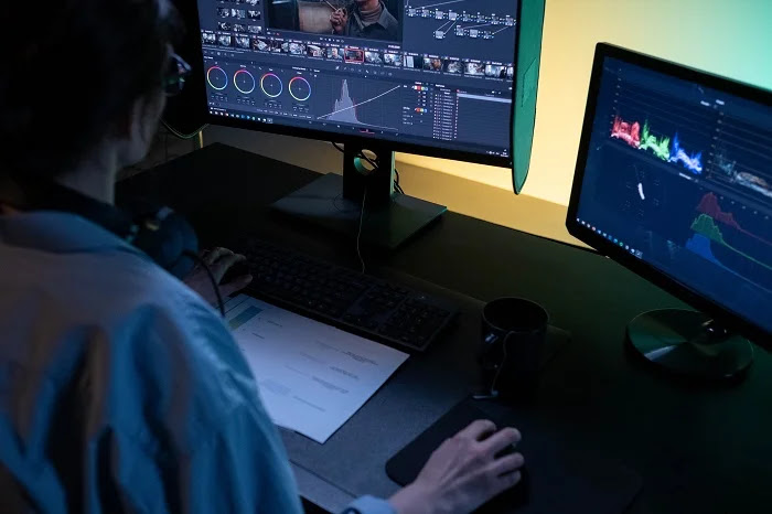 Edit your first video like a pro Edit your first video like a pro